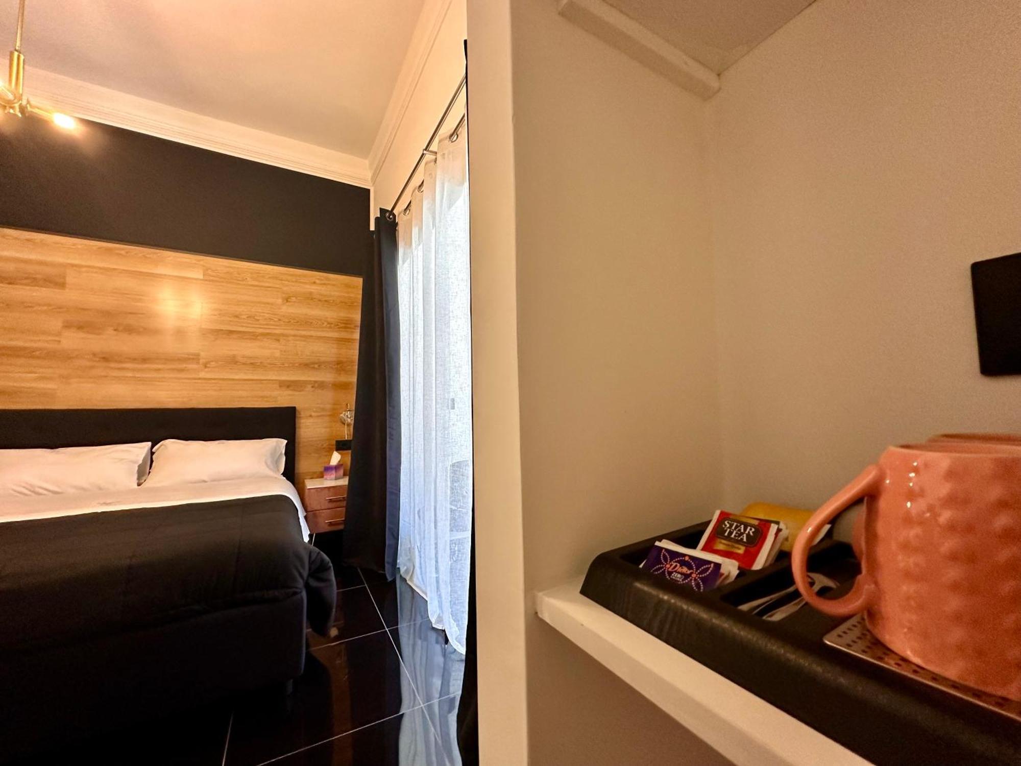 Elegance Rooms Spaccanapoli Exterior foto