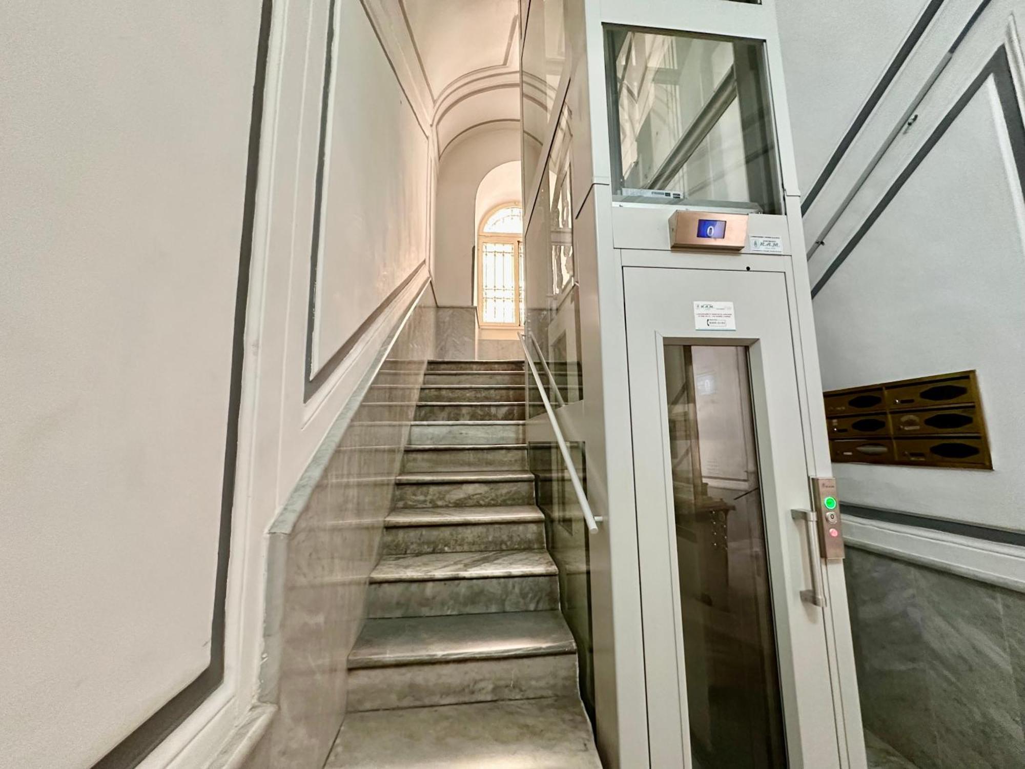 Elegance Rooms Spaccanapoli Exterior foto