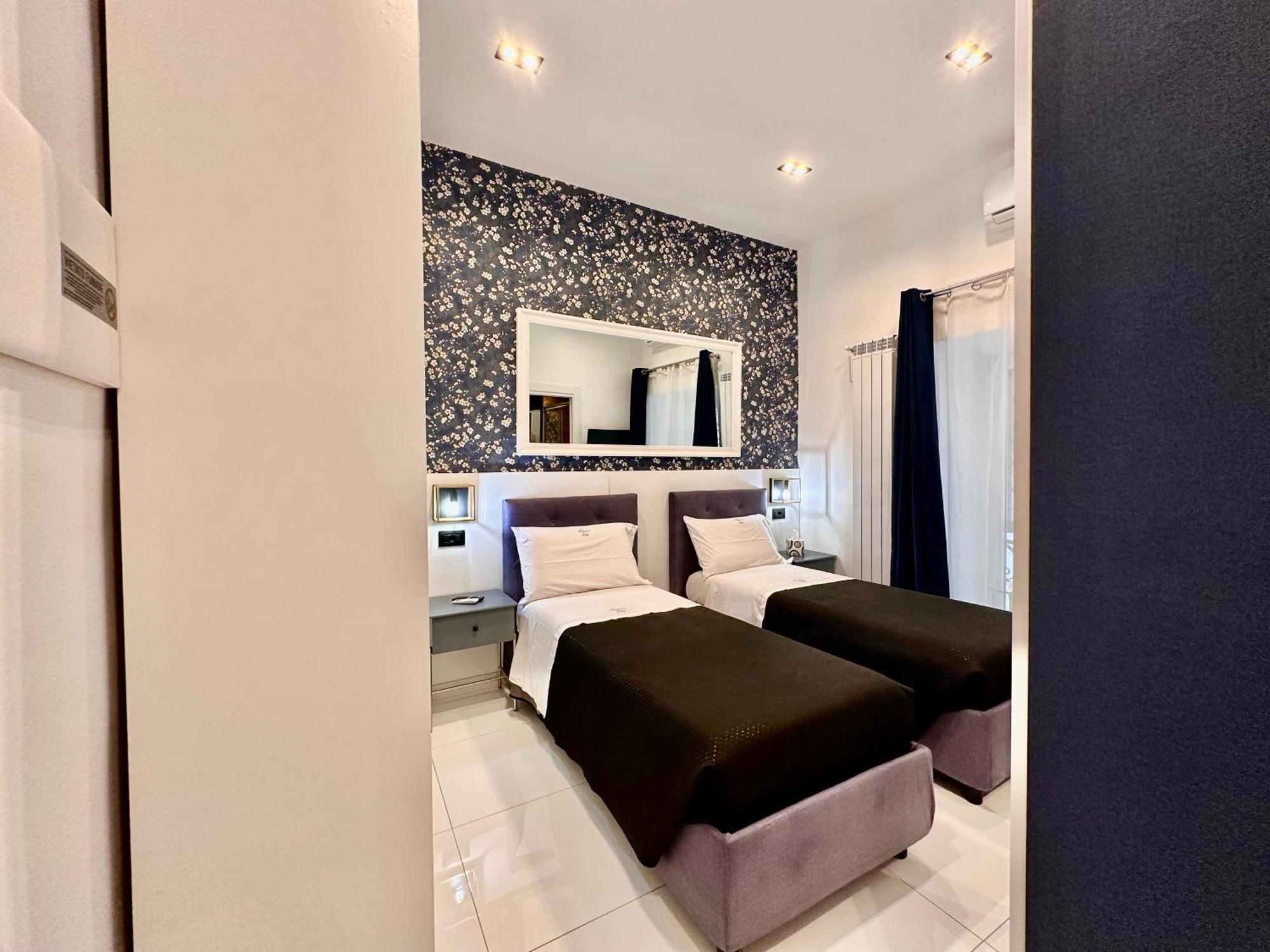 Elegance Rooms Spaccanapoli Exterior foto
