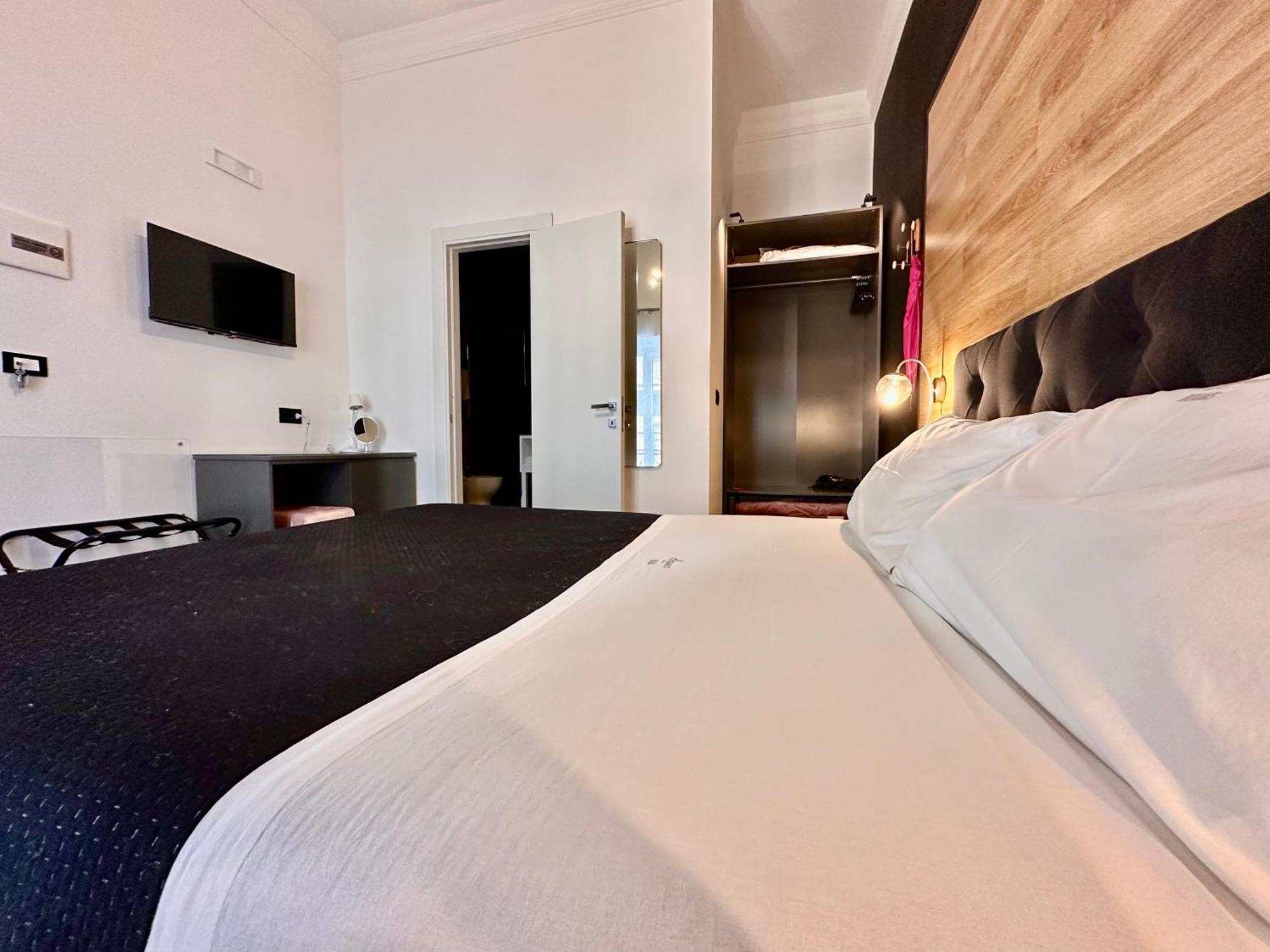 Elegance Rooms Spaccanapoli Exterior foto